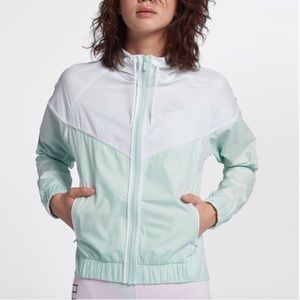 NIKE white mint windbreaker